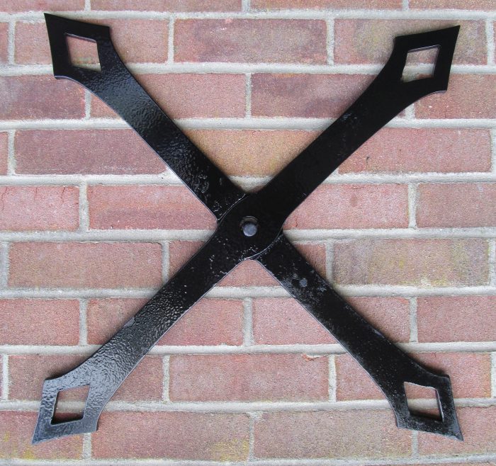 Cross hand forged iron pattress plate wall tie