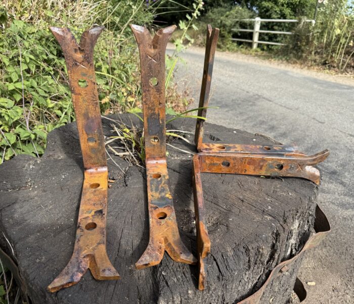 Oak Frame Fixing Irons Aged